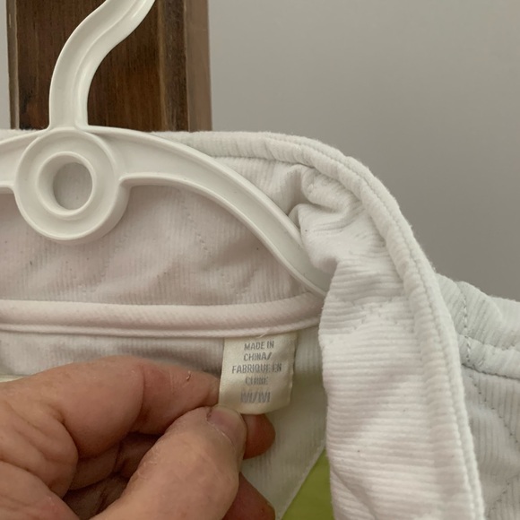 GREG NORMAN| Women’s quilted vest. Sz M - Picture 5 of 11